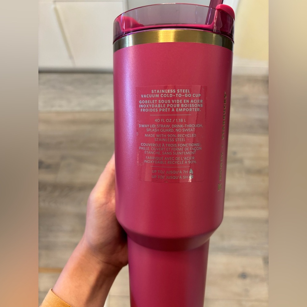 Stanley X Starbucks 2024 Winter Berry Glitter Holiday Cup - Picture 3 of 7